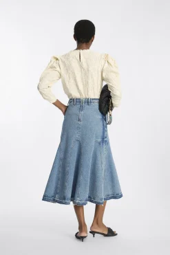 BENICIO 54Creme 1023/26127