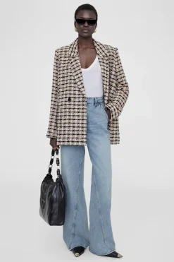 Diana Apricot A012001841