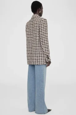 Diana Apricot A012001841