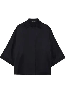 Julia Black A075828000A