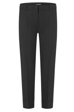 Krystal Black 0300 33 8220