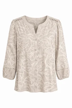 Liza Brown 10214411502