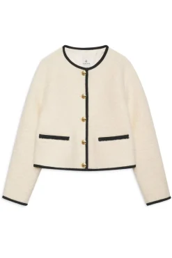 Logan IVORY A0110223