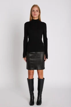 7674RDFOlana skirt 20 Black RDF641