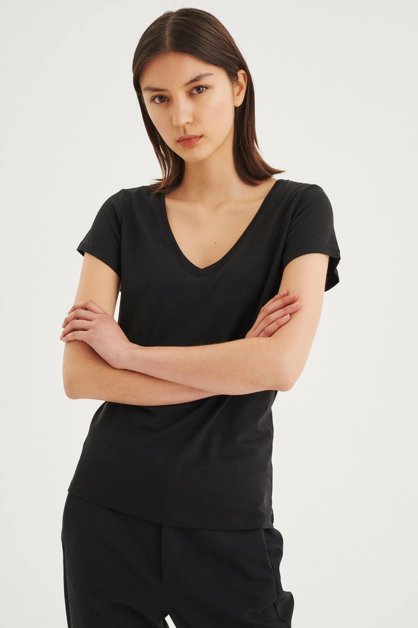 Rena V Tshirt KNTG Black 30100789