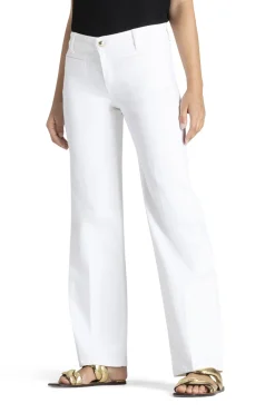 Tess Pure white 0096 06 9049